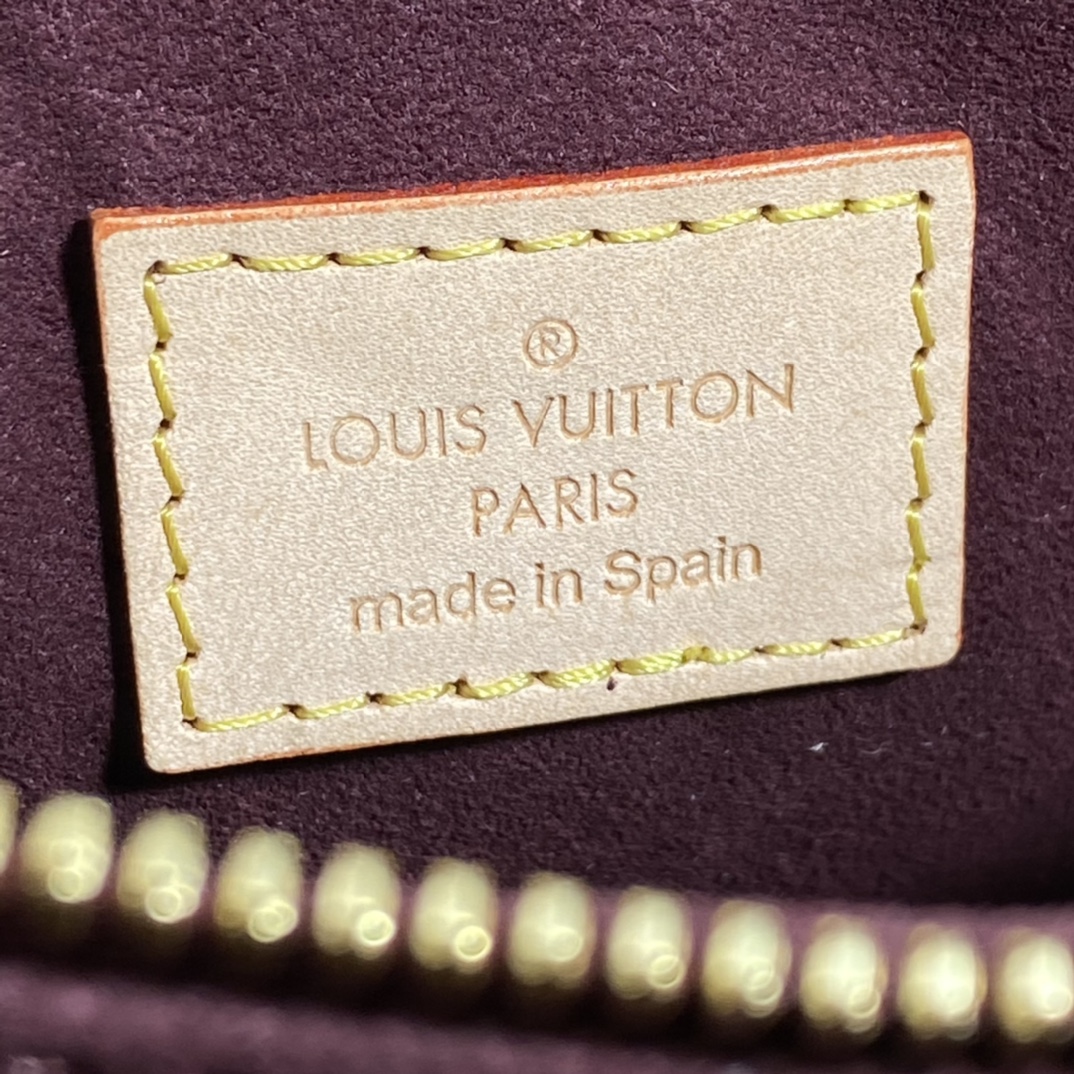 Louis Vuitton SOUFFLOT BB Handbag Monogram M44815